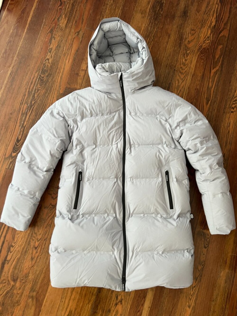 NWT Aritzia Super Puff₂O Mid Waterproof Down Parka – Marble Grey – Small